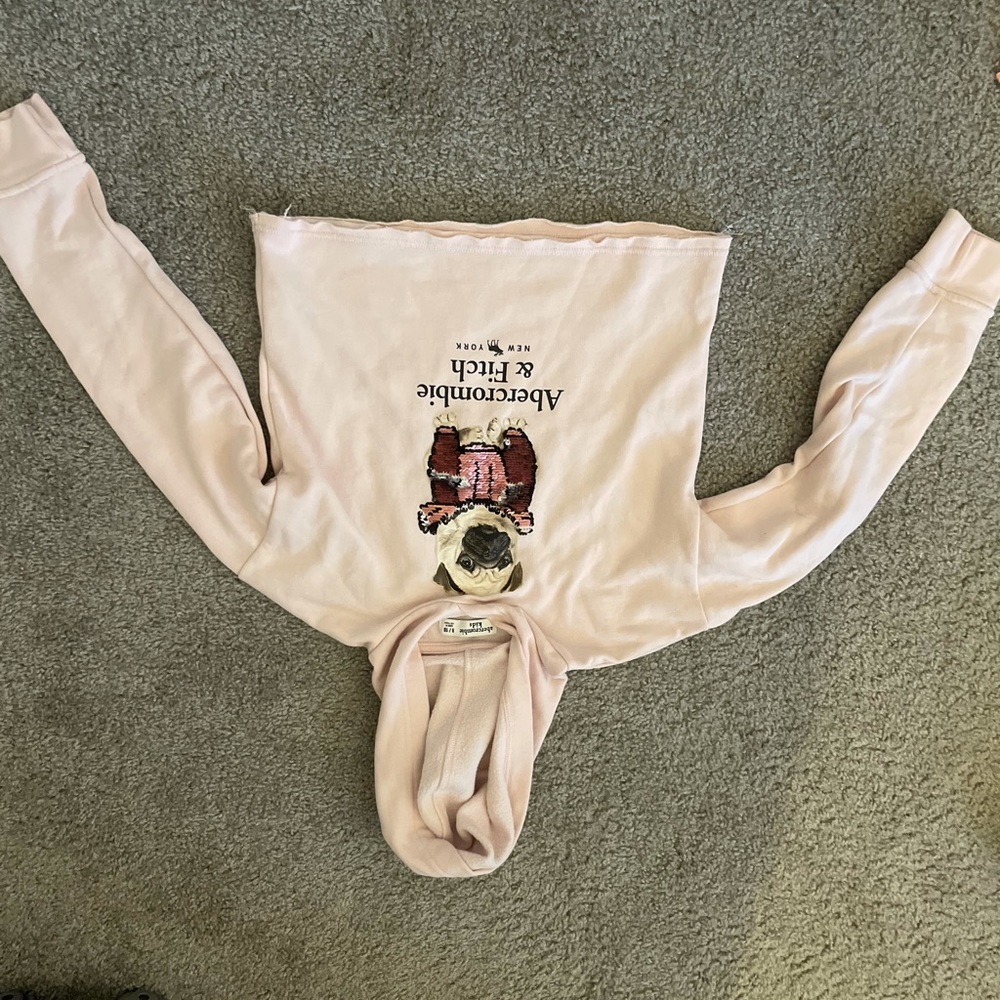 Cute Abercrombie cropped sweater!